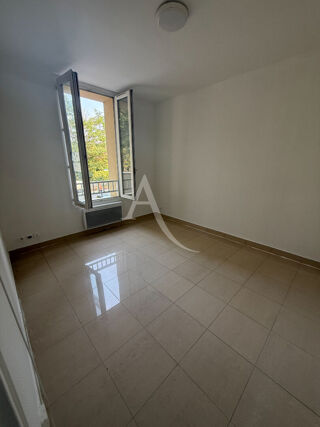  Appartement à louer 1 pièce 22 m²