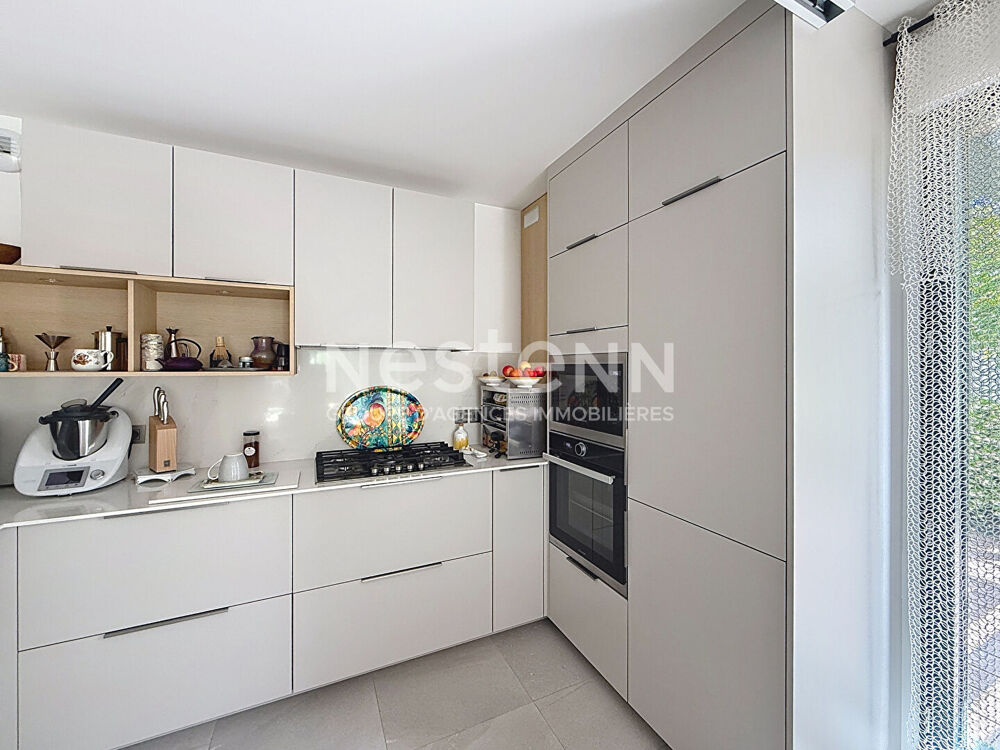 Vente Appartement Grand Appartement d'exception T4 pièces 3 chambres avec Grande terrasse dans une petite copropriété Secteur Eglise - 69500 BRON Bron