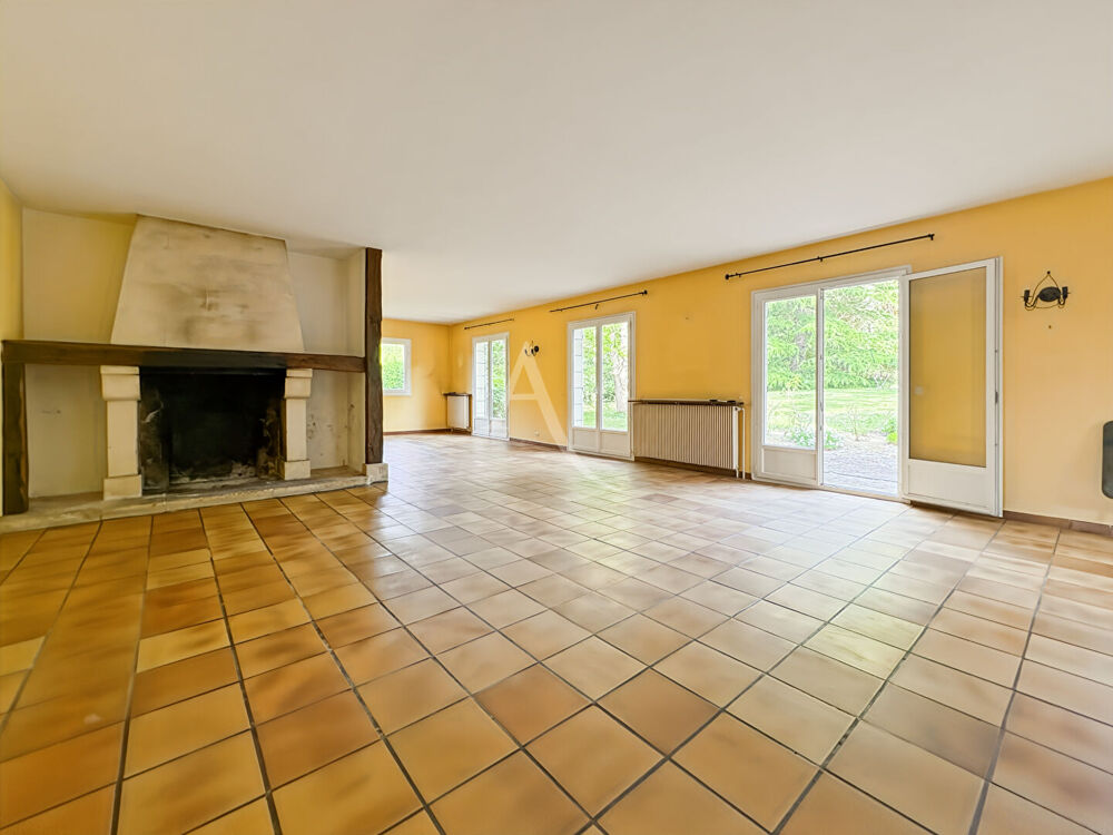 Propriété à Auvers-Saint-Georges - jardin paysagé, beaux espaces, sous-sol total