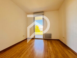  Appartement à louer 3 pièces 65 m²