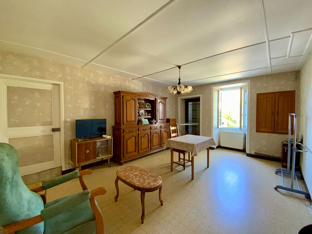 Maison charentaise à rénover
