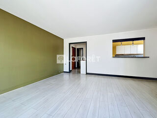  Appartement à louer 2 pièces 56 m²