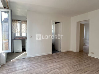  Appartement à louer 2 pièces 28 m²