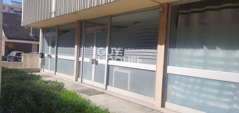 Local commercial 100 m2 avec vitrines 250000 74100 Annemasse