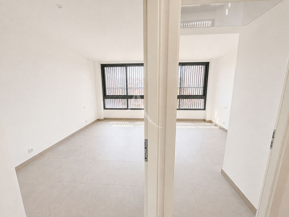 Vente Appartement Triplex à proximité immédiate de Cannes Banane, des commerces et des plages Cannes