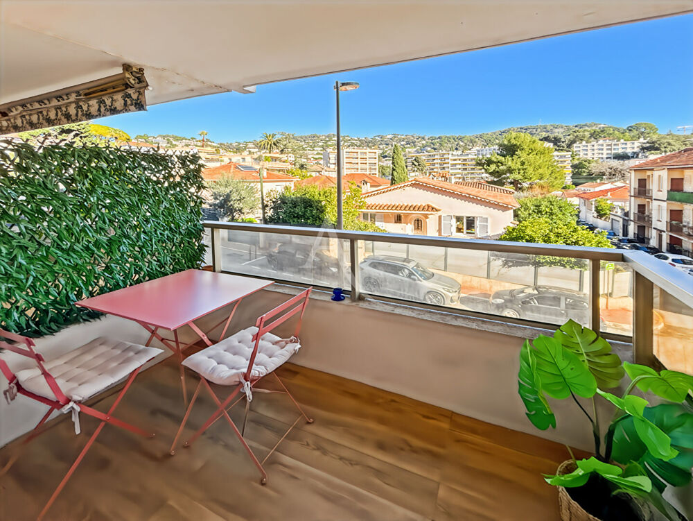 Location Appartement Appartement Le Cannet 2 pièces 42.18 m2 Meublée Le cannet
