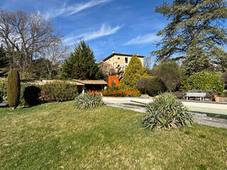  Maison � vendre 10 pi�ces 360 m�