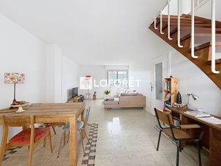  Appartement à louer 5 pièces 92 m²
