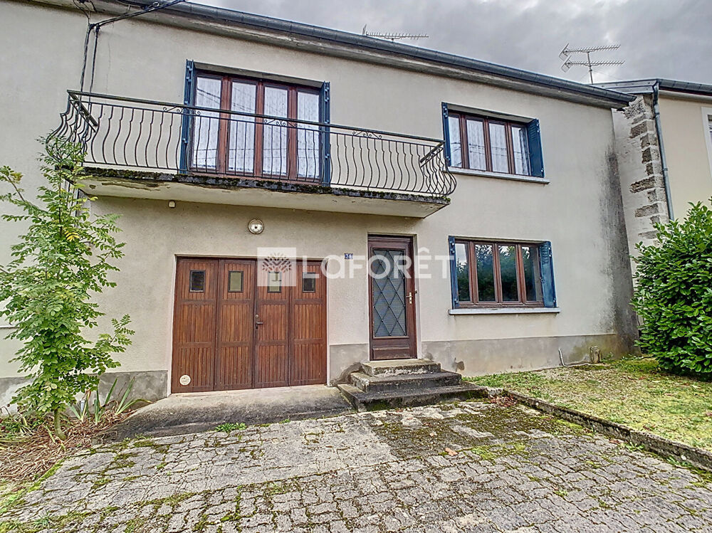 Vente Maison Maison Biesles 6 pièce(s) 175,35 m2 Biesles