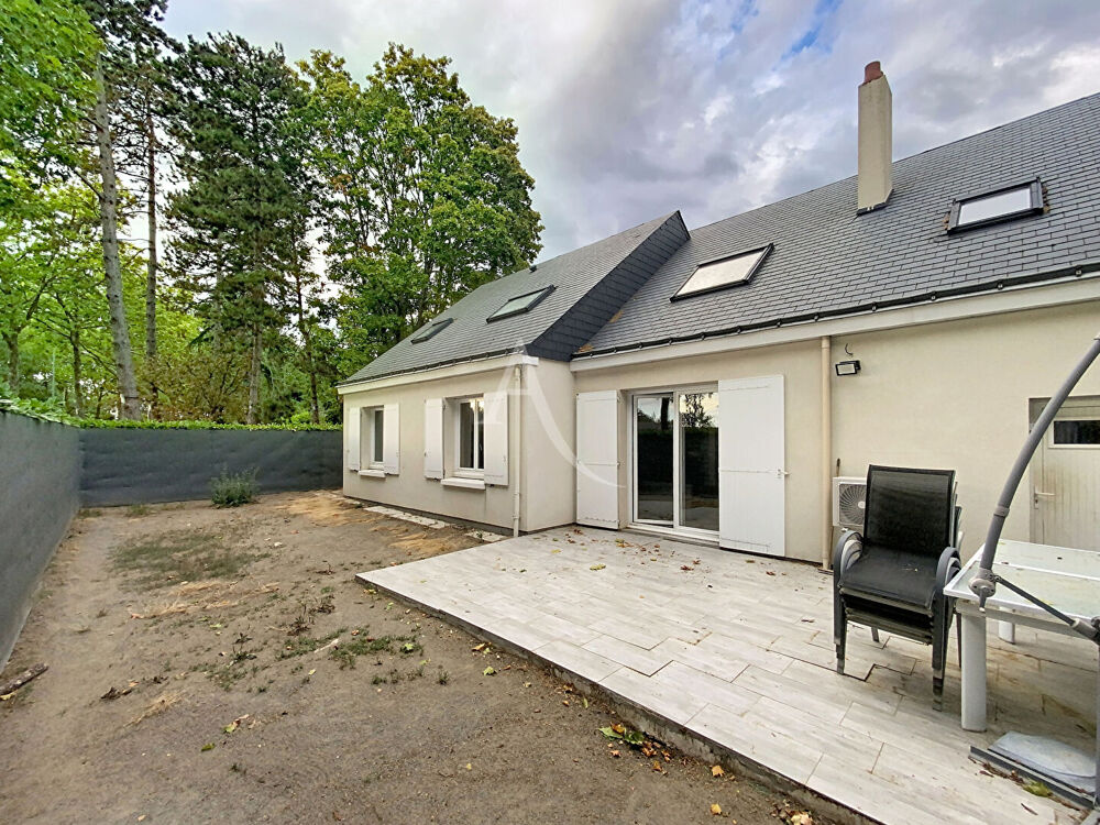 Vente Maison Maison familiale avec vie de plain-pied, Angers Sud, Village d'Anjou Angers