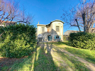  Maison  vendre 8 pices 143 m