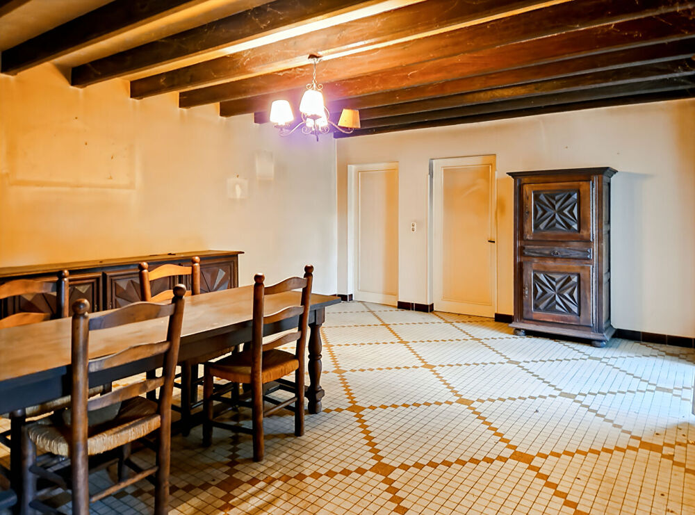 MONTSOUE : maison de 5 pièces (121 m²) à vendre