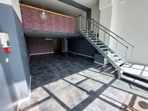  A LOUER - NANTES GARE NORD - Local Commercial de 110.36 m² 