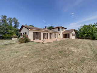  Maison  vendre 7 pices 195 m