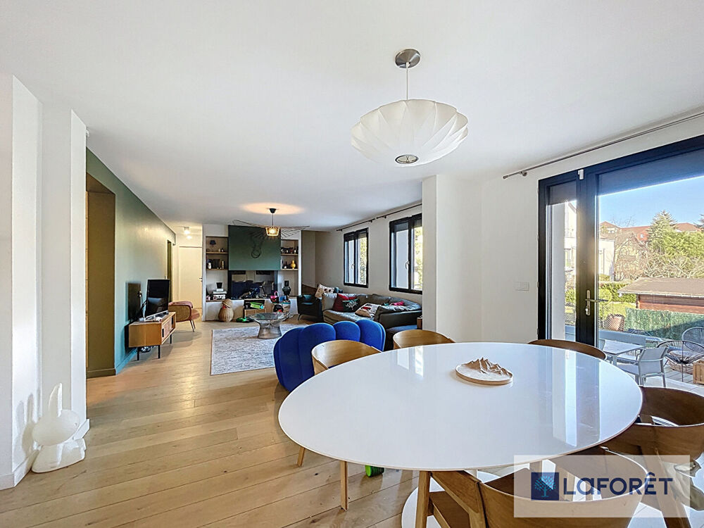 Maison Saint Genis Pouilly 7 pièce(s) 172m²