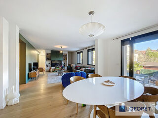  Maison à louer 7 pièces 172 m²