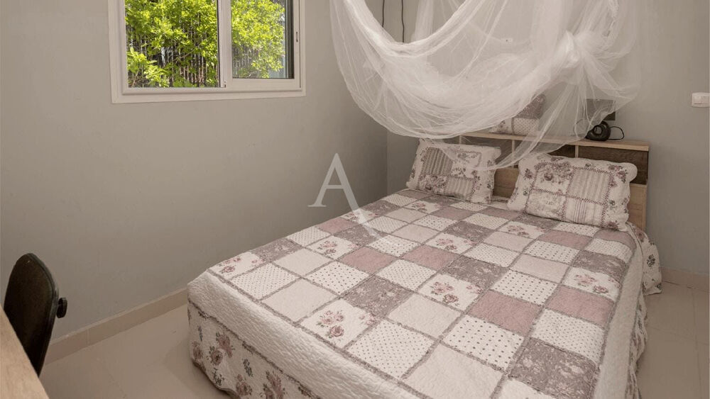 à vendre  Maison Saint-François (97118)
