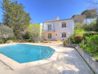  Maison à vendre 6 pièces 216 m²