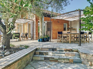  Maison � vendre 6 pi�ces 220 m�