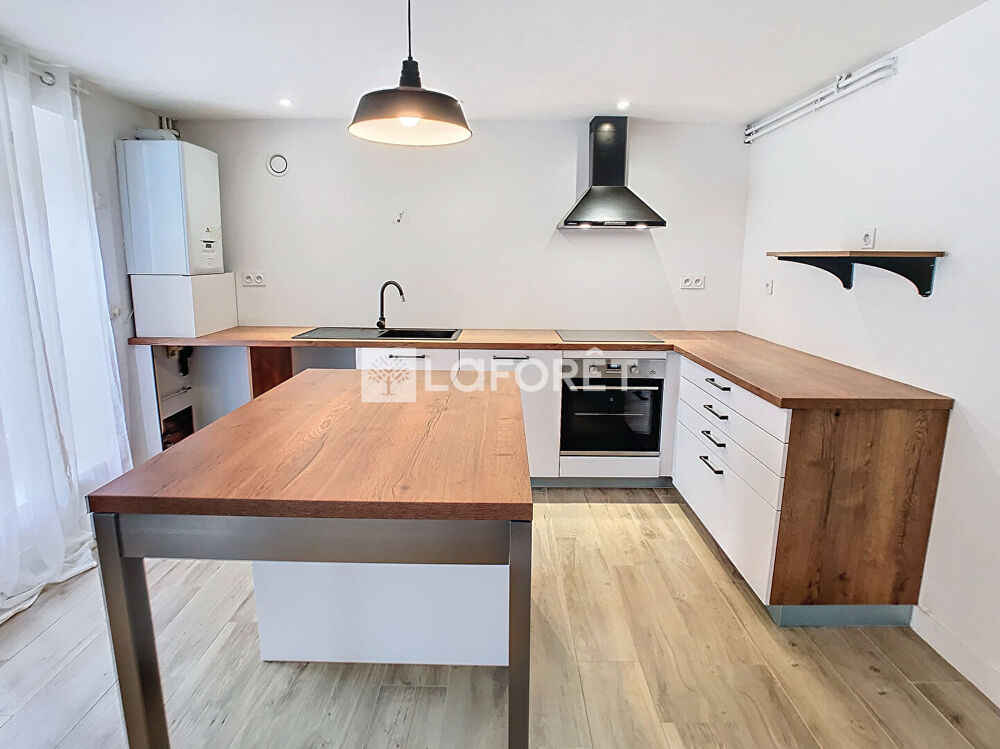 Location Maison Maison Ploermel 4 pièce(s) 80 m2 Ploermel