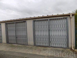  Parking / Garage  louer 13 m