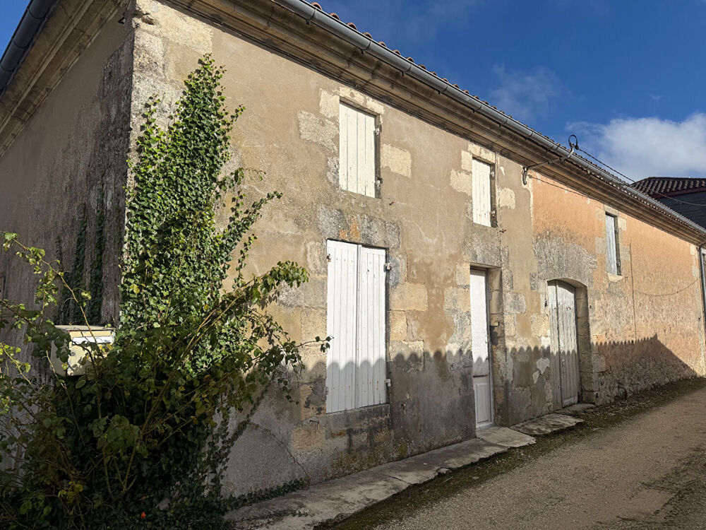 Vente Maison ENSEMBLE DE DEUX BÂTIMENTS EN PIERRE SUR TERRAIN DE 6610M2 Cars