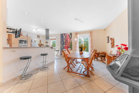   C�te chalonnaise , maison � Givry  de 170 m� avec 4 chambres Maison - 6 pi�ce(s) - 1 m�