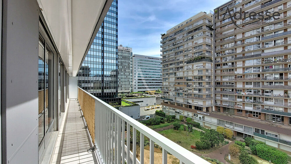 Vente Appartement PUTEAUX/CENTRE 3 pièces de 61 m² avec balcon 15m², cave et parking. Puteaux