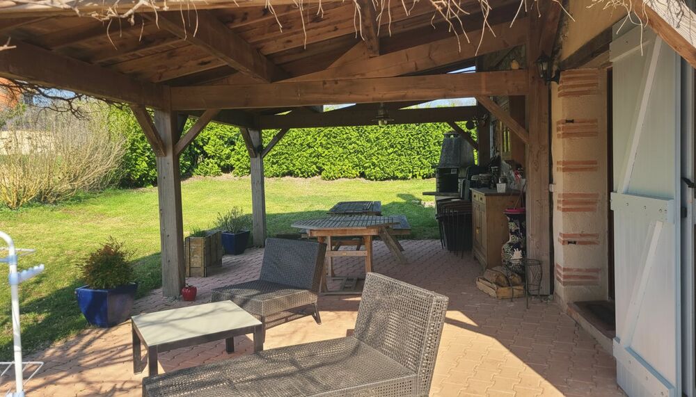 Jolie propriété de caractère à proximité de Lauzerte - Maison familiale ou double habitation sur 2 912 m²