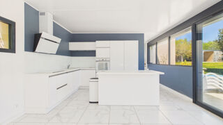  Maison à vendre 6 pièces 196 m²