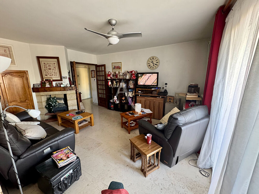 Vente Appartement Appartement Nimes 5 pièce(s) 90.72 m2 Nimes