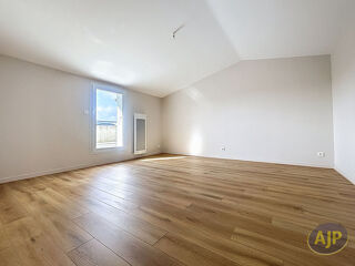  Appartement à louer 3 pièces 53 m²