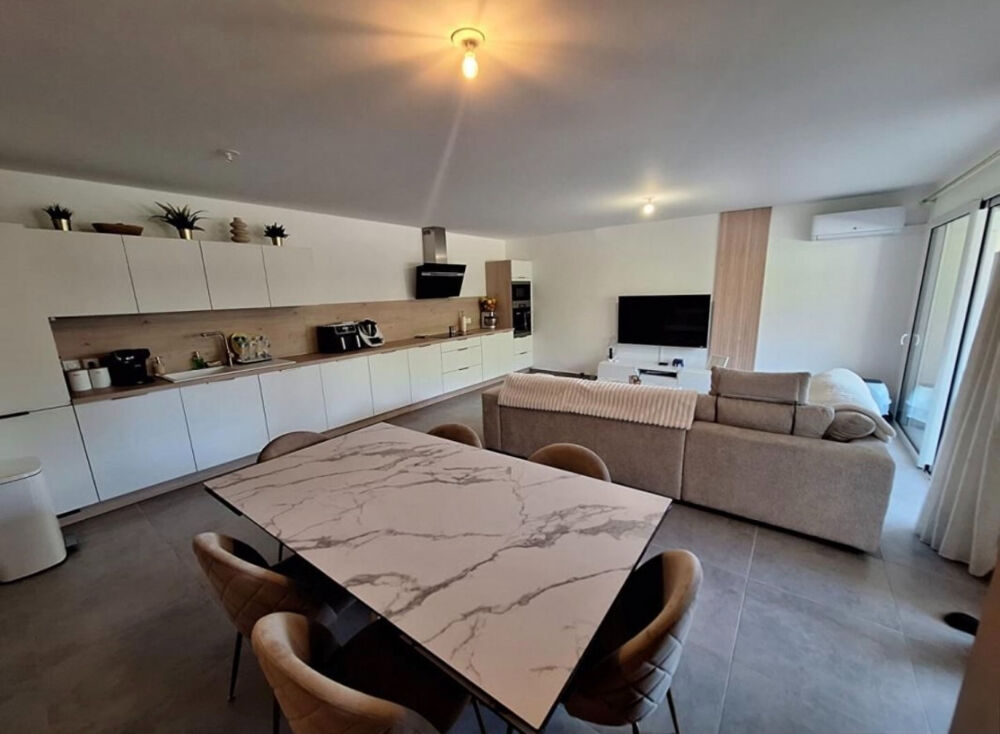 Vente Appartement APPARTEMENT T3 DE 76 M² AVEC TERRASSE ET STATIONNEMENT Istres
