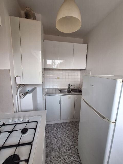  Appartement � louer 1 pi�ce 30 m� Chelles