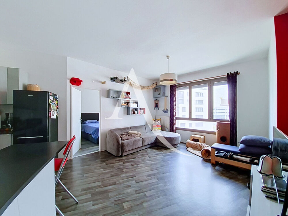À VENDRE - MASSY OPÉRA - APPARTEMENT 3 PIÈCES AVEC EXTÉRIEUR - DOUBLE STATIONNEMENT DANS UNE RÉSIDENCE DE 2018