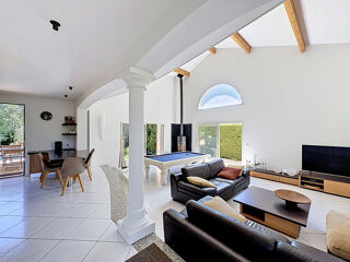  Maison à vendre 6 pièces 235 m²