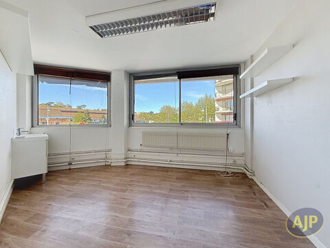   Arcachon centre  bureaux 134 m2 