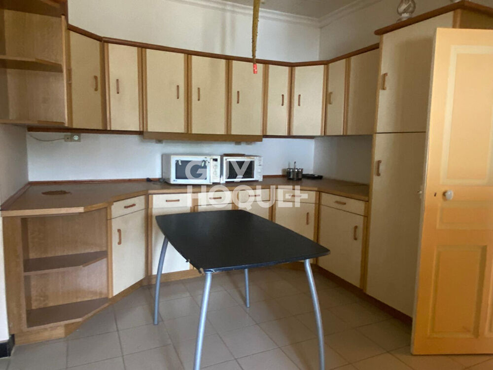 Vente Maison Maison de village avec beaux volumes et dépendances Bouville