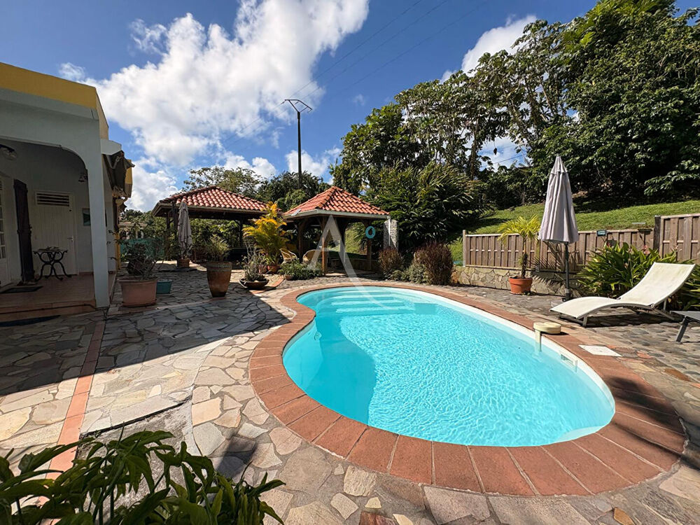 Location Appartement Magnifique Appartement T4 avec Jardin et Piscine tout inclus Saint-joseph