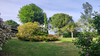  Maison  vendre 6 pices 198 m