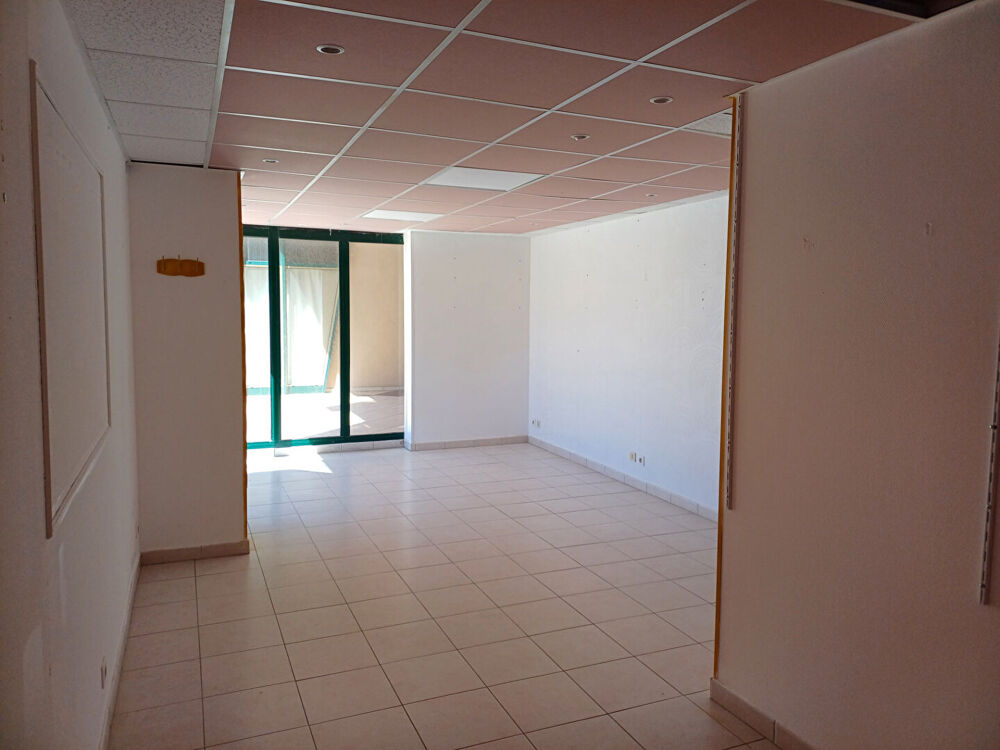   Local professionnel SETE 1 pièce(s) 40 m2 