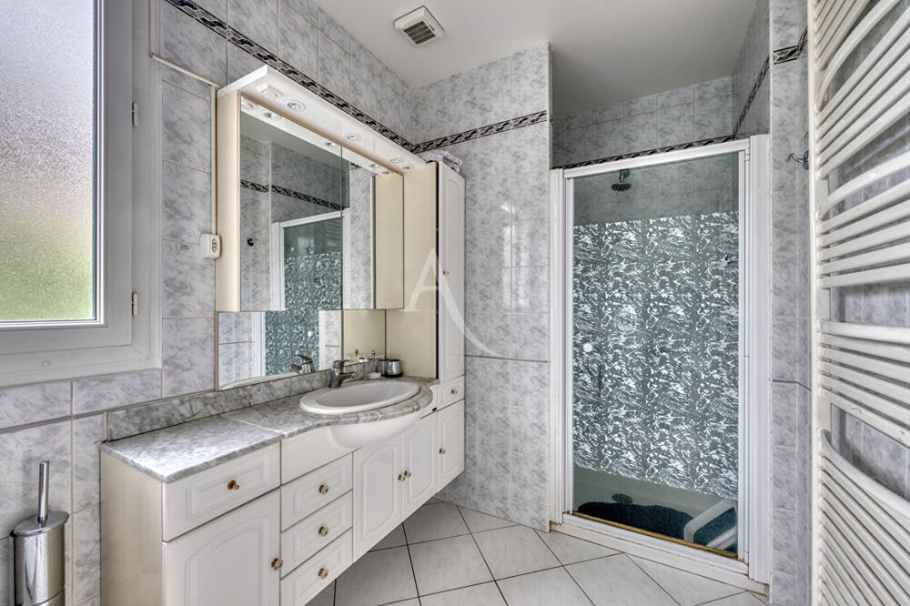 � vendre  Maison Saint-Maur-des-Foss�s (94100)