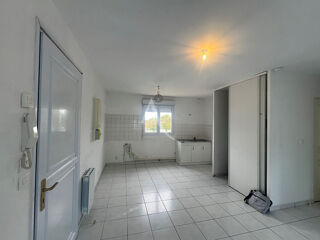  Appartement à louer 3 pièces 71 m²