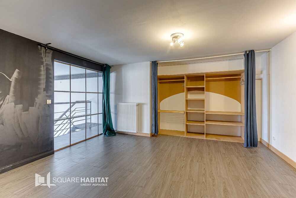 A VENDRE ! LOFT T3 DE 131 m² + place de parking AU COUR DE ROUBAIX! 189 000 FAI !!