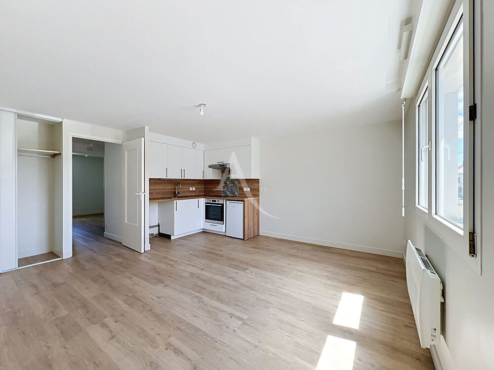 T2 refait à neuf quartier de la Madeleine 36 m²
