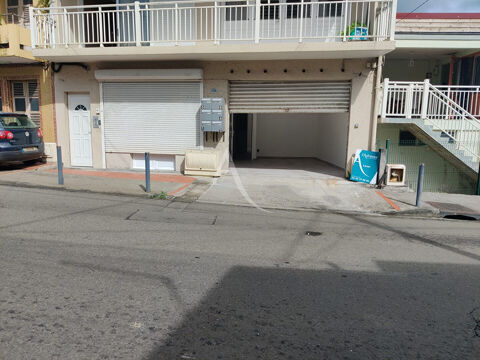 Id&eacute;al Profession Lib&eacute;rale ou Bureaux ? Local T2 en RDC 730 97232 Saint-esprit