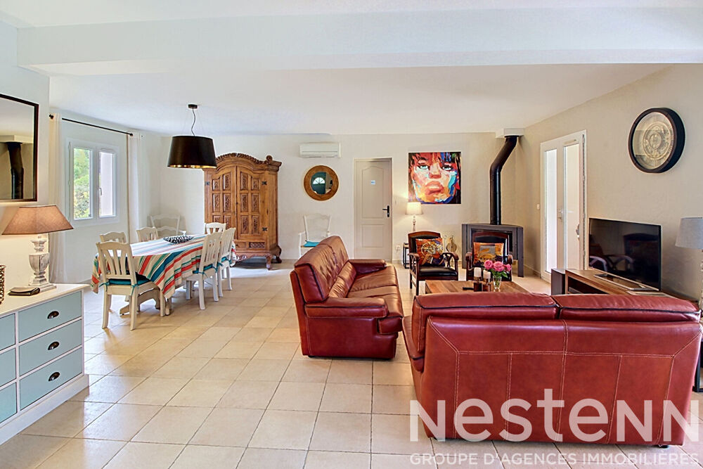 A vendre , Maison CARCES 8 pièces 208 m2 avec piscine