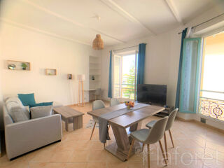  Appartement à louer 2 pièces 50 m²