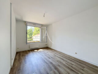  Appartement à louer 1 pièce 19 m²