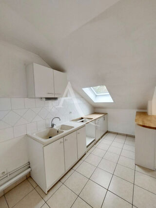  Appartement à louer 3 pièces 66 m²